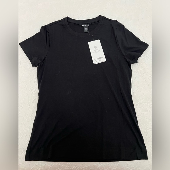 NWT, Athleta Outbound tee, Medium - Picture 4 of 5